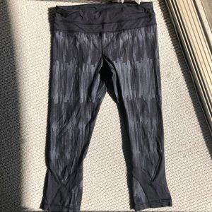 Lululemon Capri leggings
